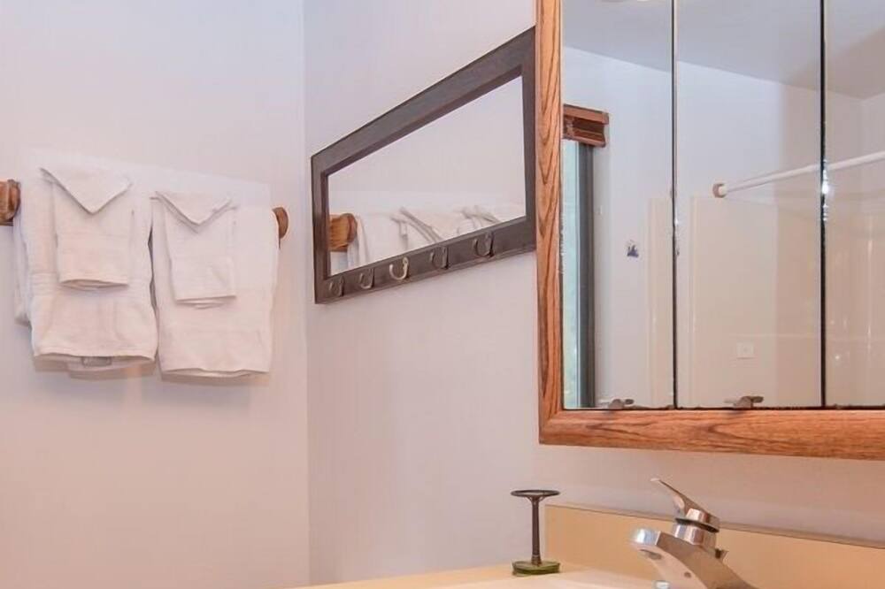 Photo of Bathroom in Anchor Bay