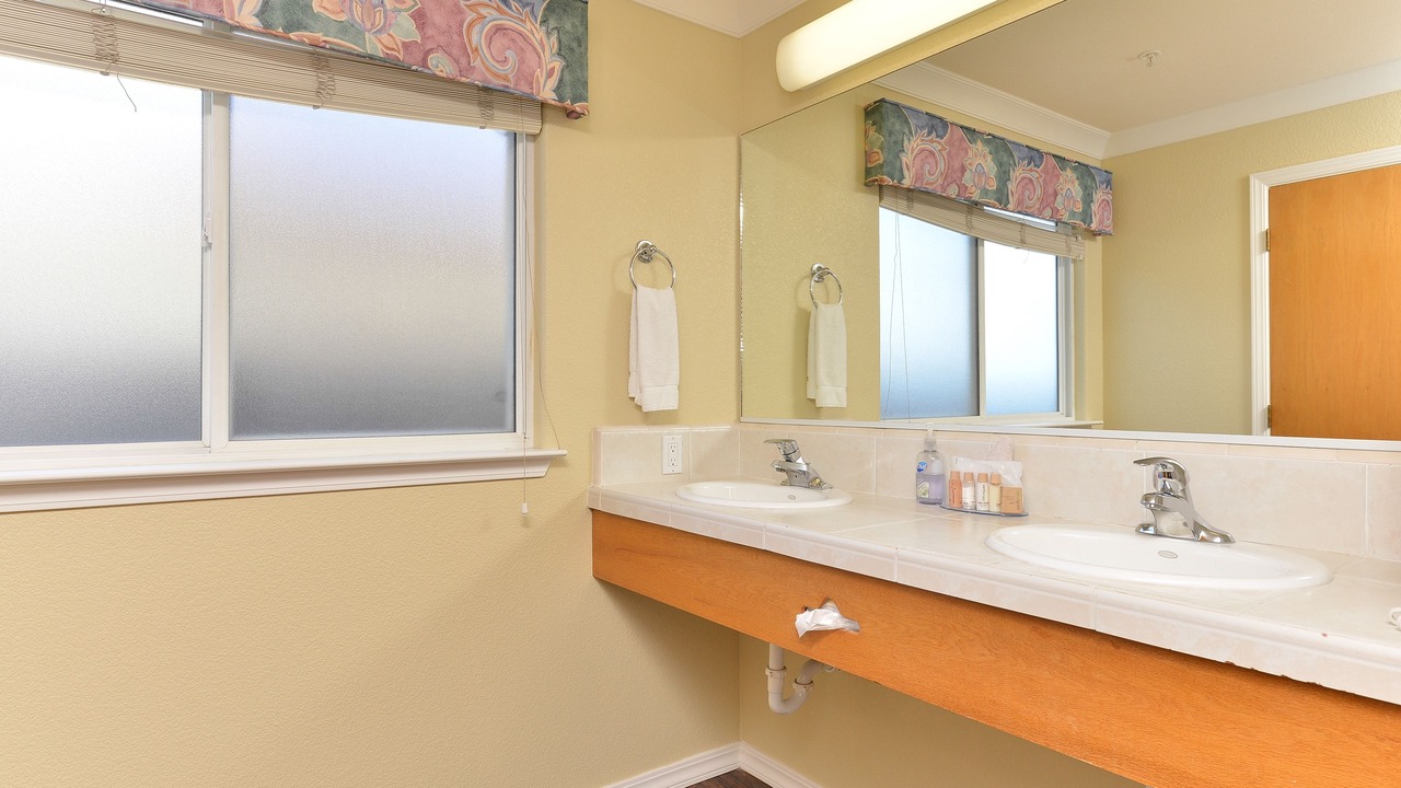 Photo of Bathroom in Cayucos