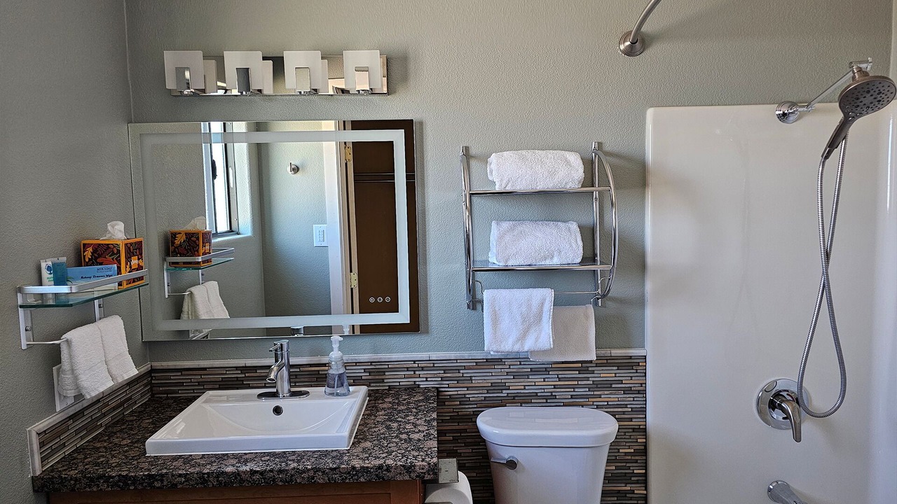 Photo of Bathroom in Blythe