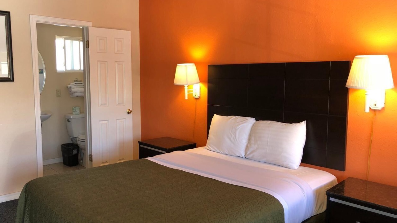Photo of Bedroom in Arroyo Grande