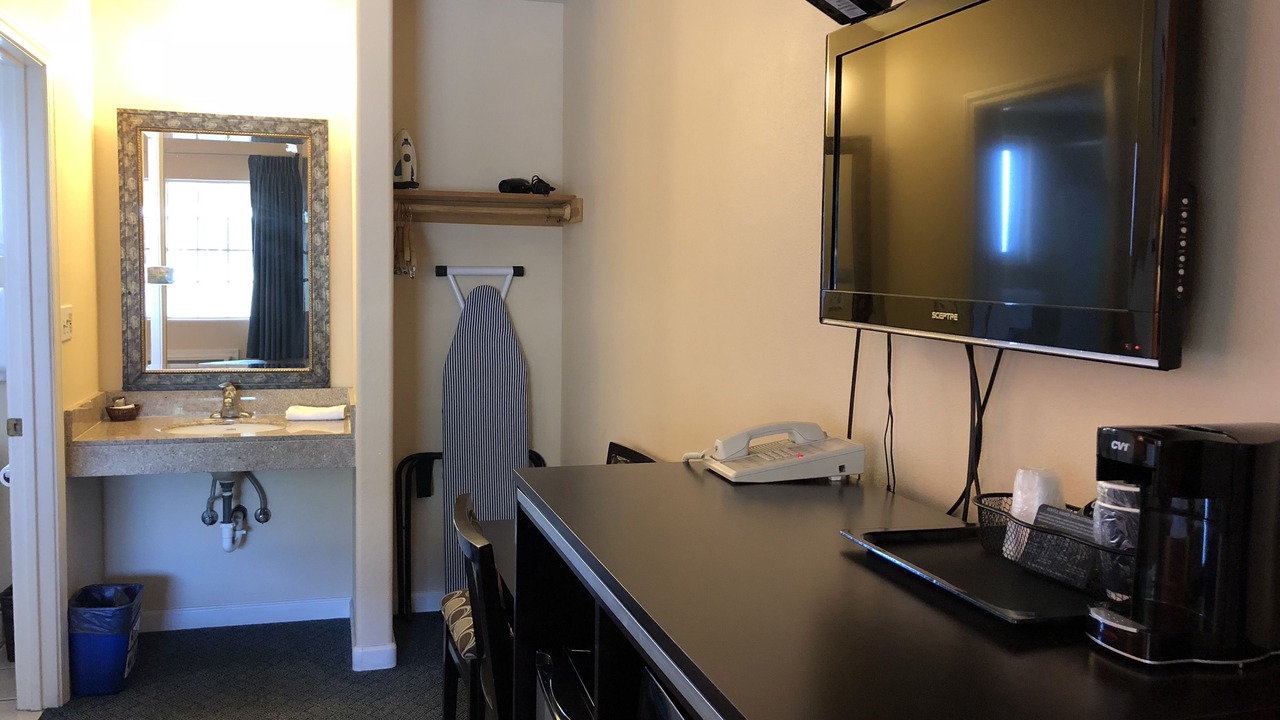 Photo of Bedroom in Arroyo Grande