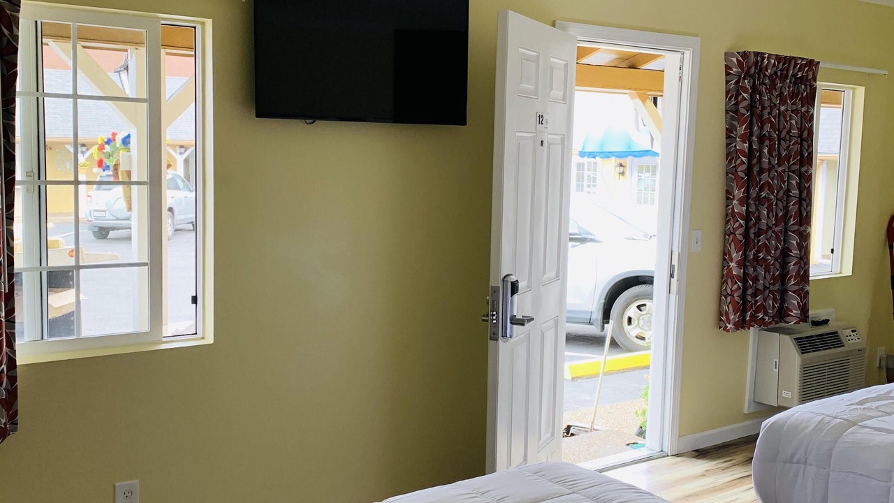 Photo of Bedroom in Cayucos