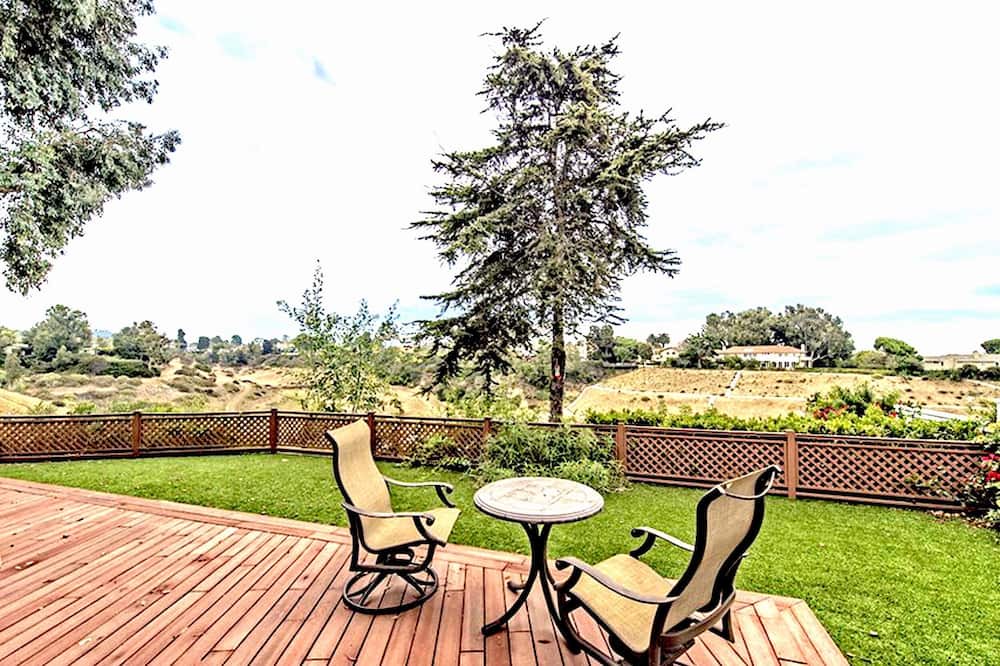 Photo of Patio Balcony in Pacific Palisades