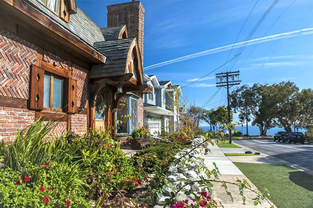 Photo of Outdoor in Pacific Palisades