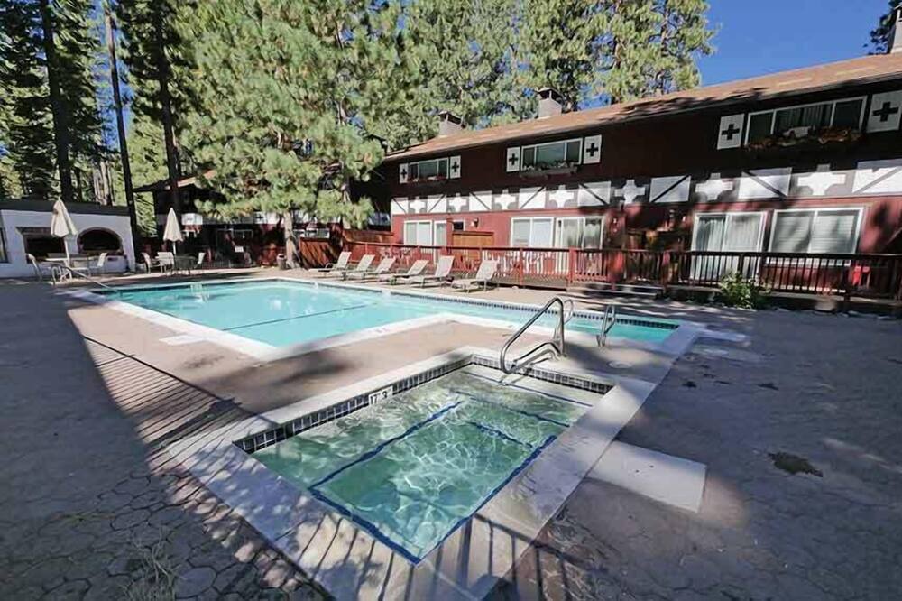 Photo of Outdoor in Al Tahoe