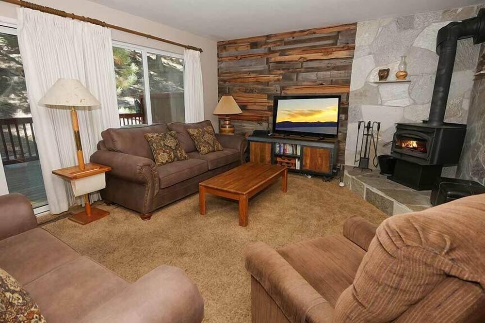 Photo of Livingroom in Al Tahoe