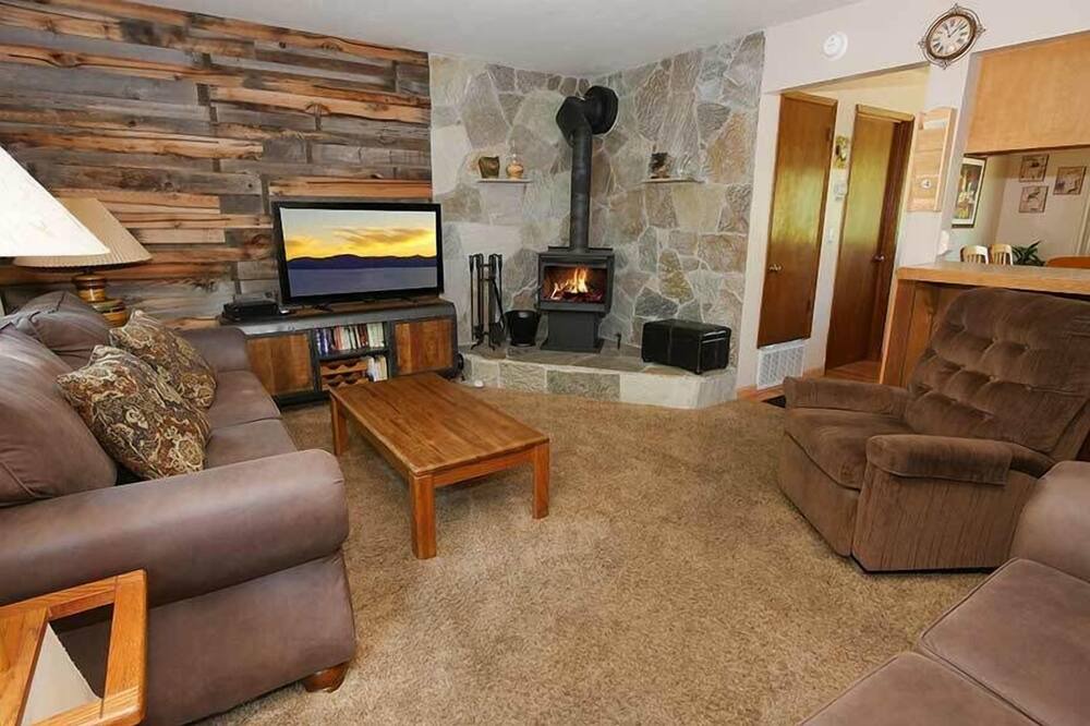 Photo of Livingroom in Al Tahoe