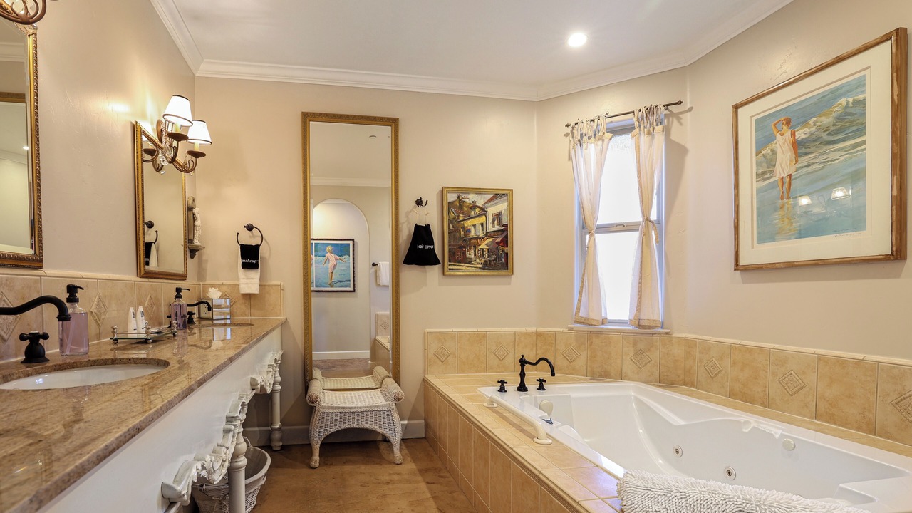 Photo of Bathroom in Cayucos