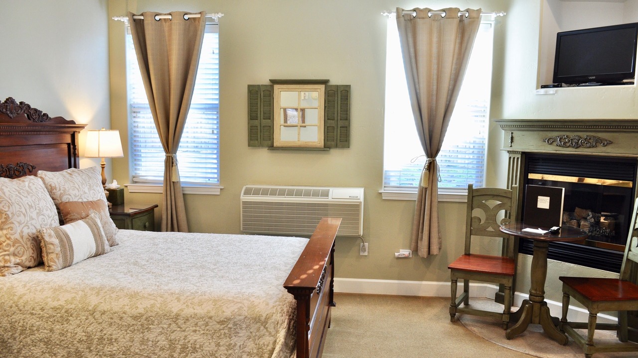 Photo of Bedroom in Cayucos