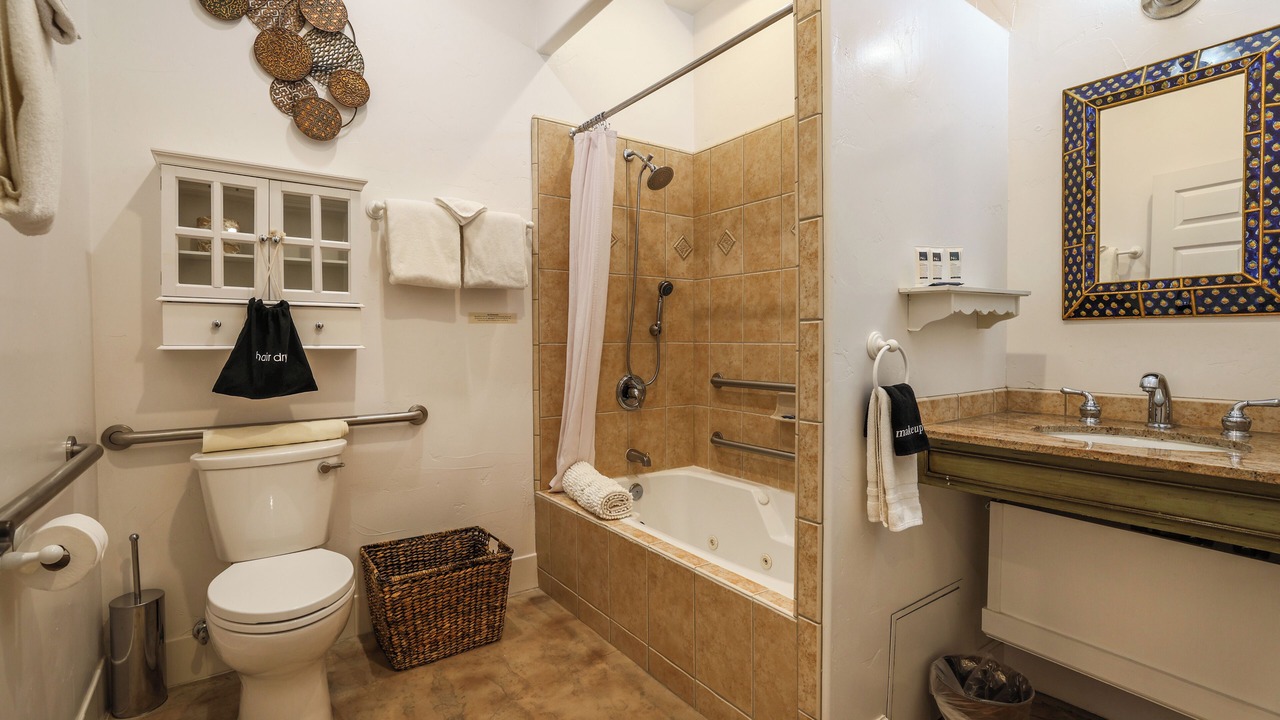 Photo of Bathroom in Cayucos
