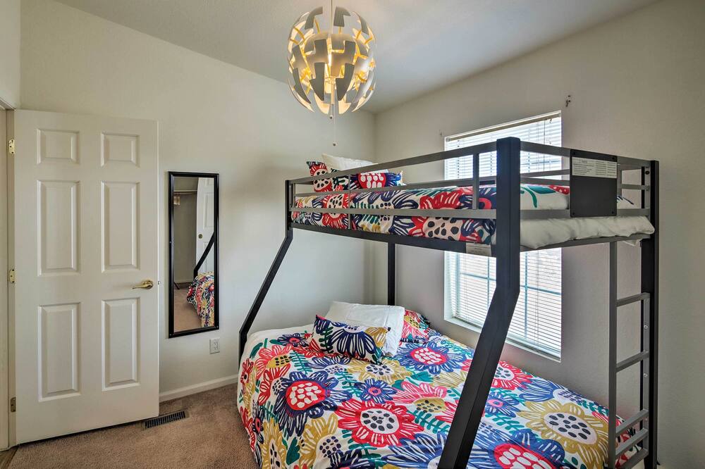 Photo of Bedroom in Sunridge Estates