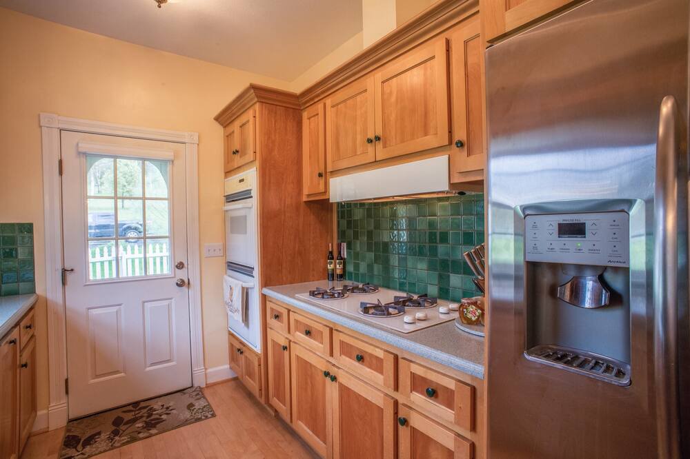 Photo of Kitchen in Mariposa