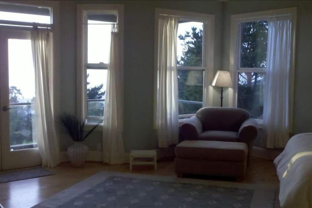Photo of Patio Balcony in Baywood-Los Osos