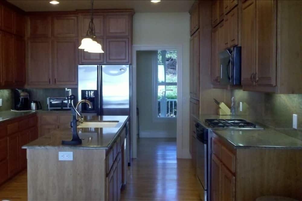 Photo of Patio Balcony in Baywood-Los Osos