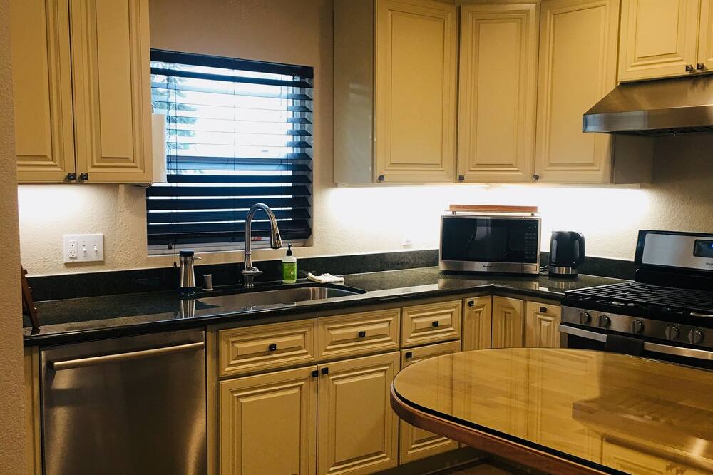 Photo of Kitchen in Martinez