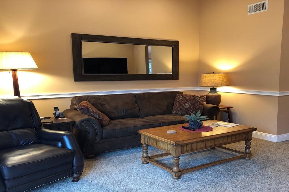 Photo of Livingroom in Nipomo
