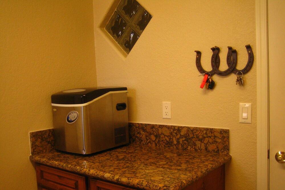 Photo of Bedroom in Lake Havasu City