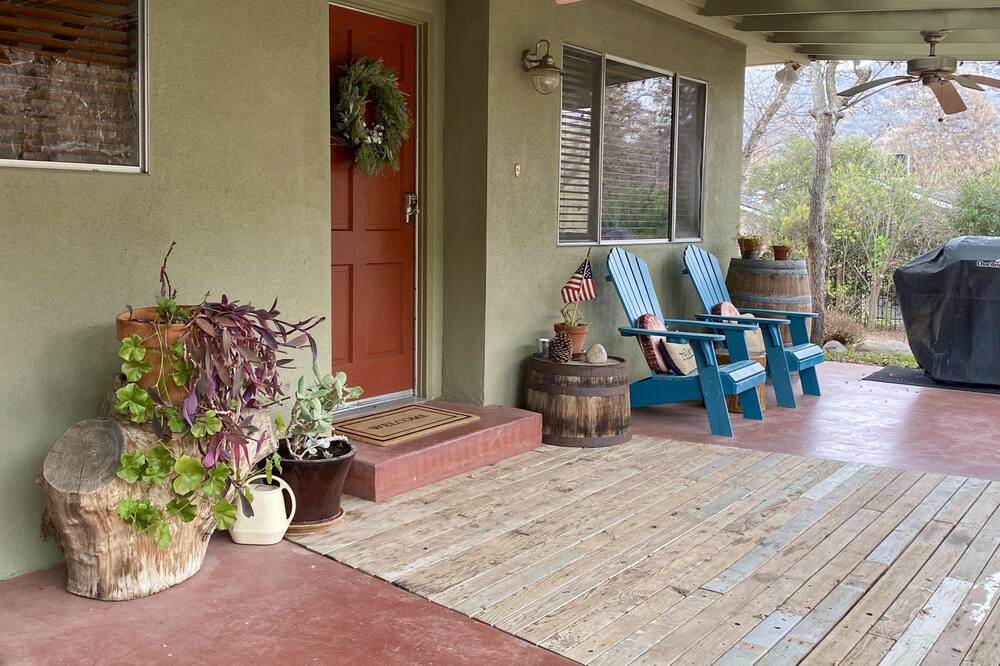 Photo of Patio Balcony in Kaweah