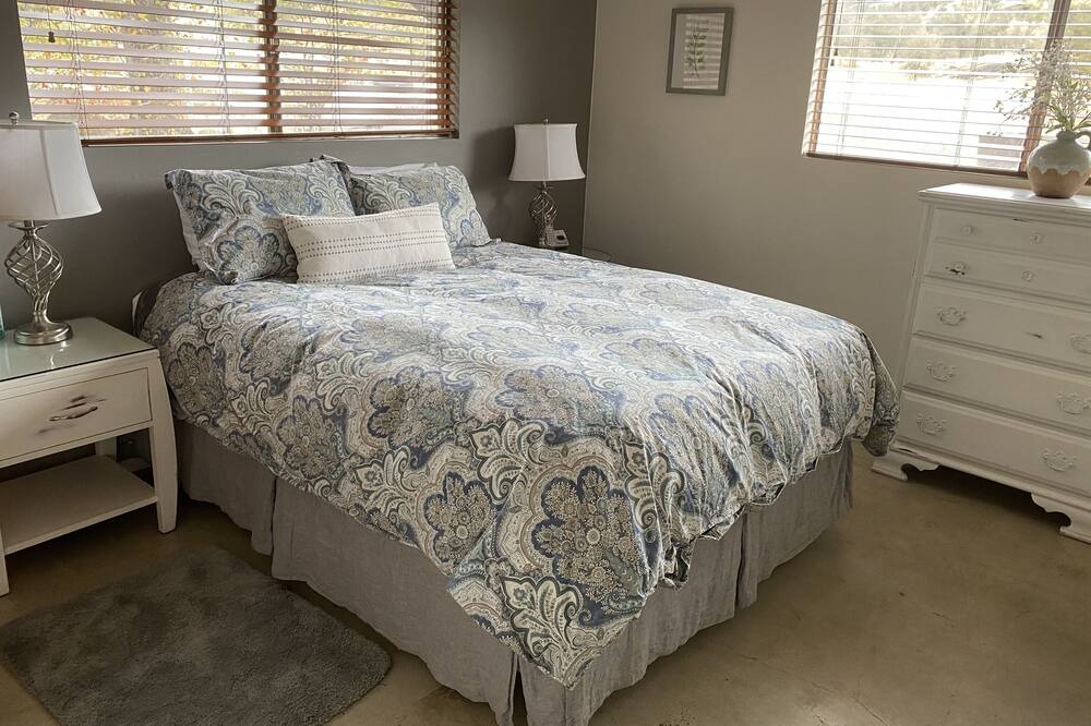 Photo of Bedroom in Kaweah