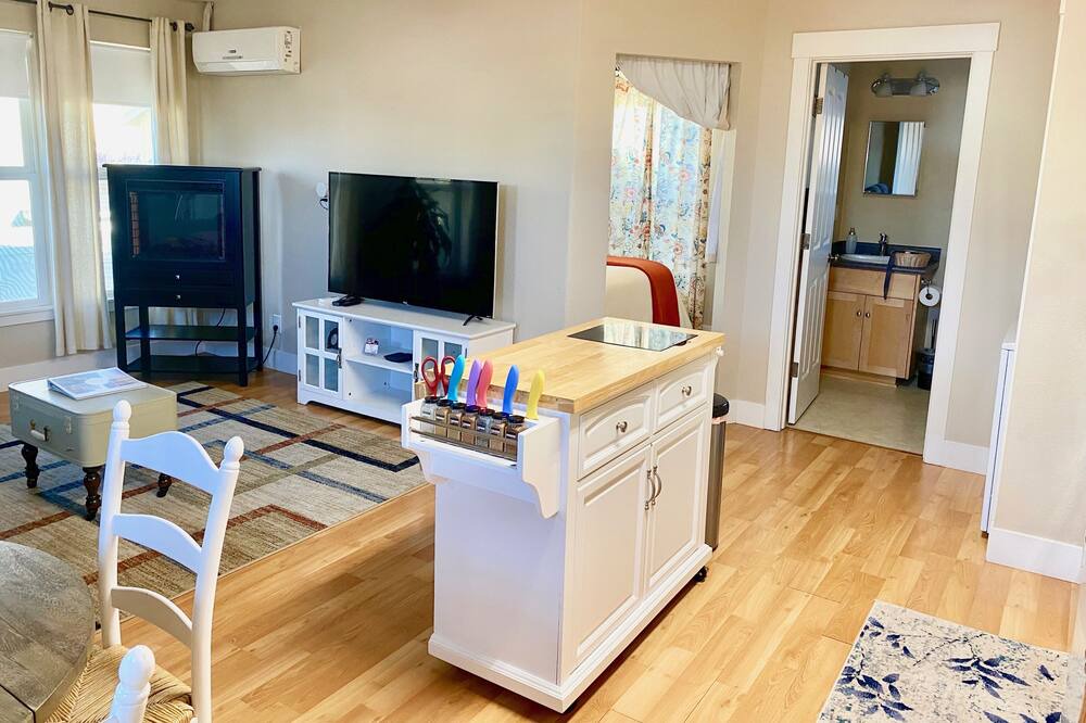 Photo of Livingroom in Chico