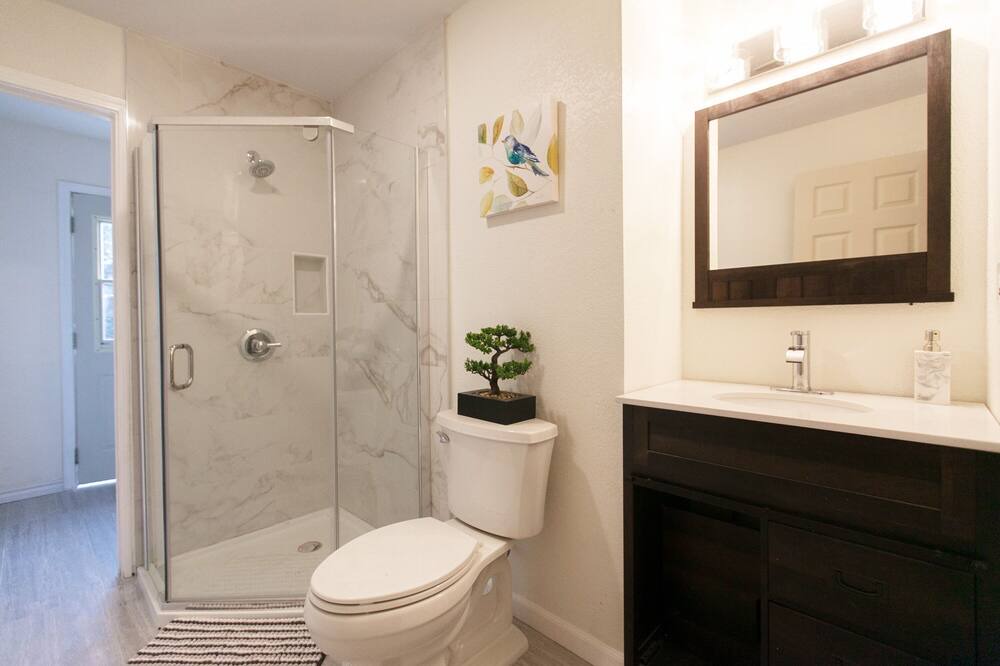 Photo of Bathroom in Evergreen