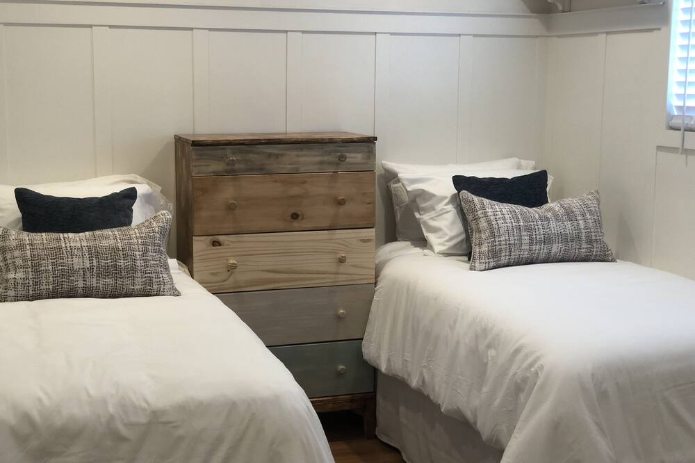 Photo of Bedroom in Huntington Beach