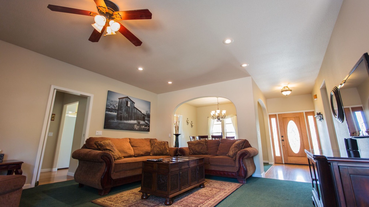 Photo of Livingroom in Atascadero