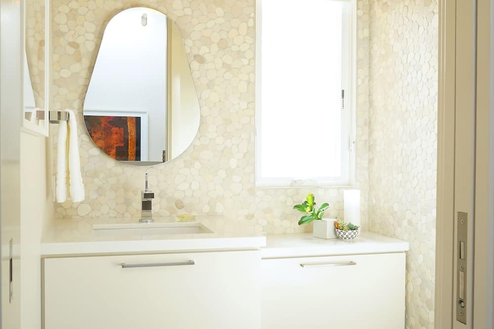 Photo of Bathroom in Solana Beach