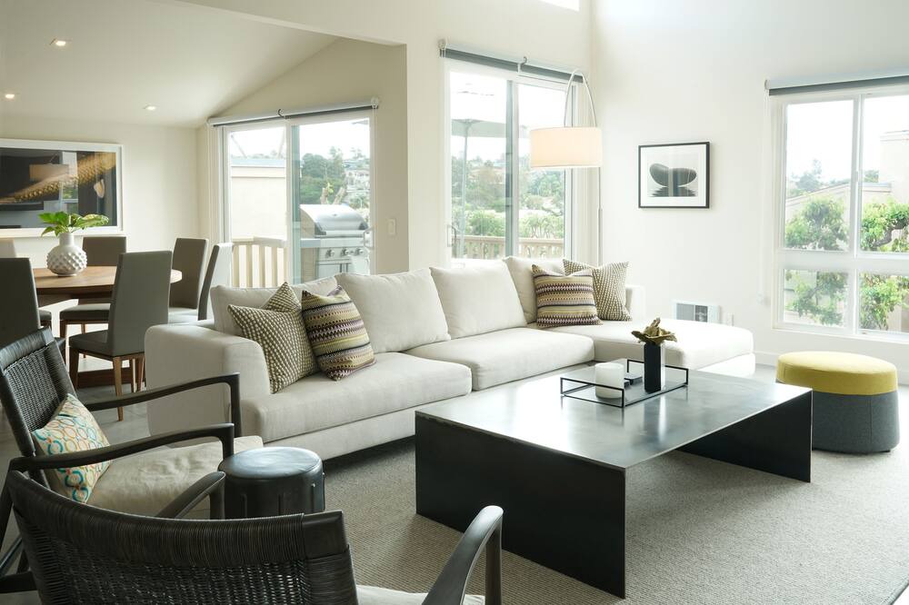 Photo of Livingroom in Solana Beach