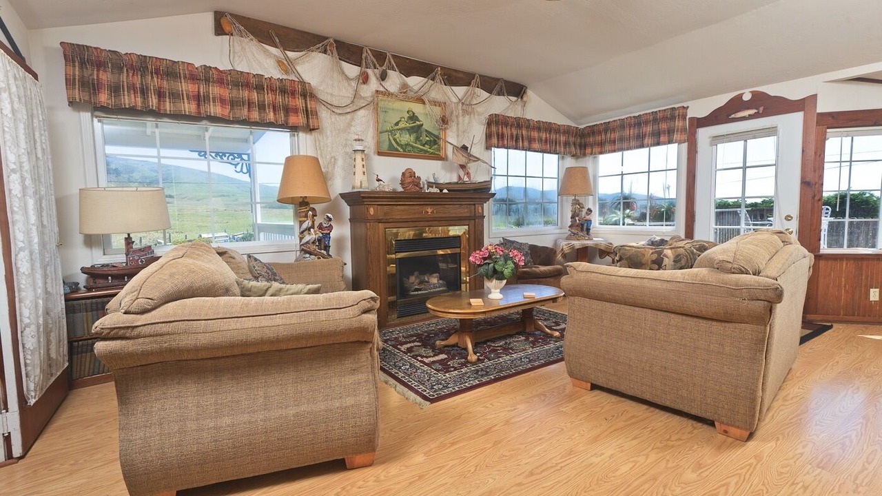 Photo of Livingroom in Bodega Bay