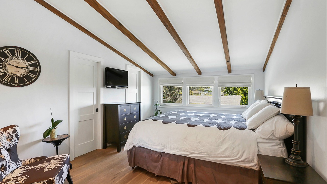 Photo of Bedroom in Corona del Mar