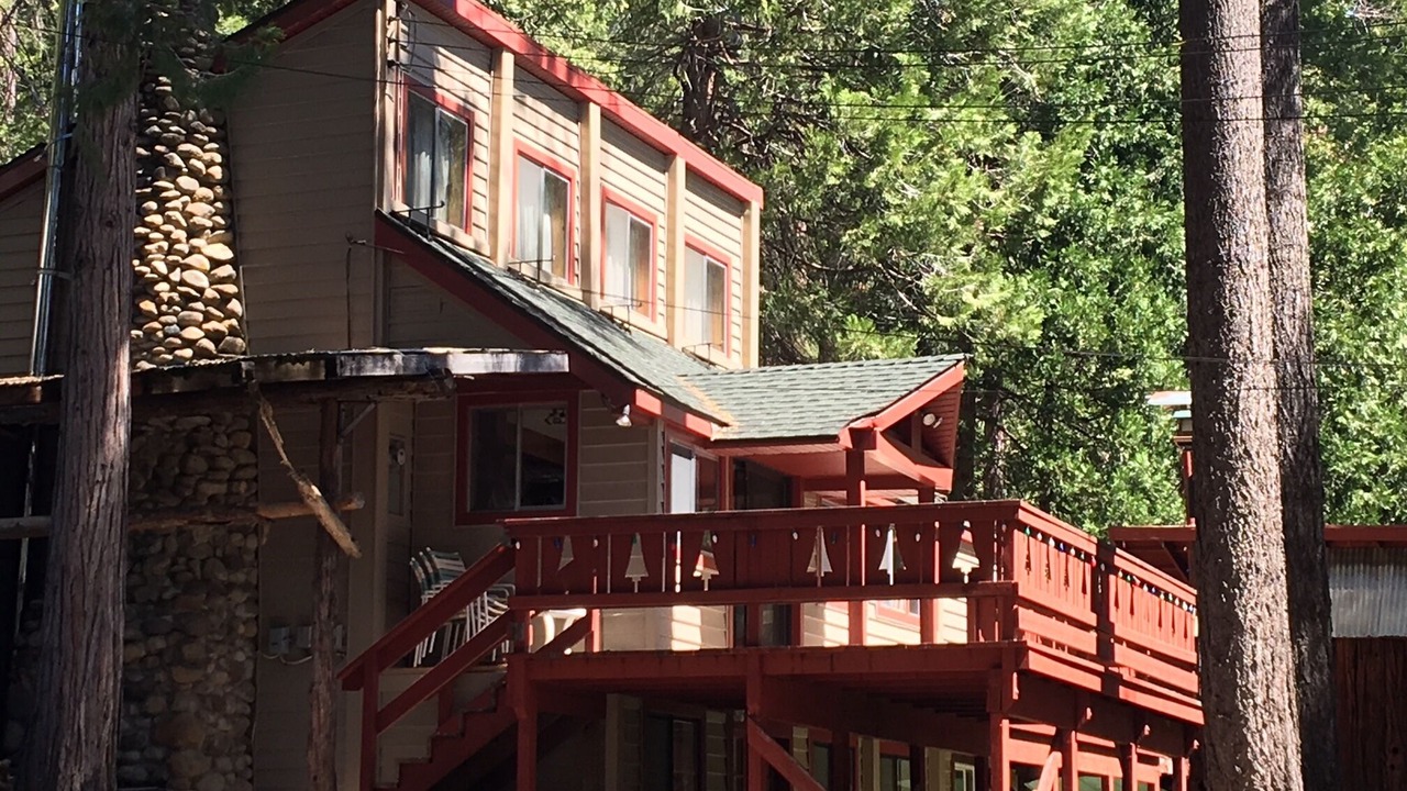 Photo of Outdoor in Strawberry
