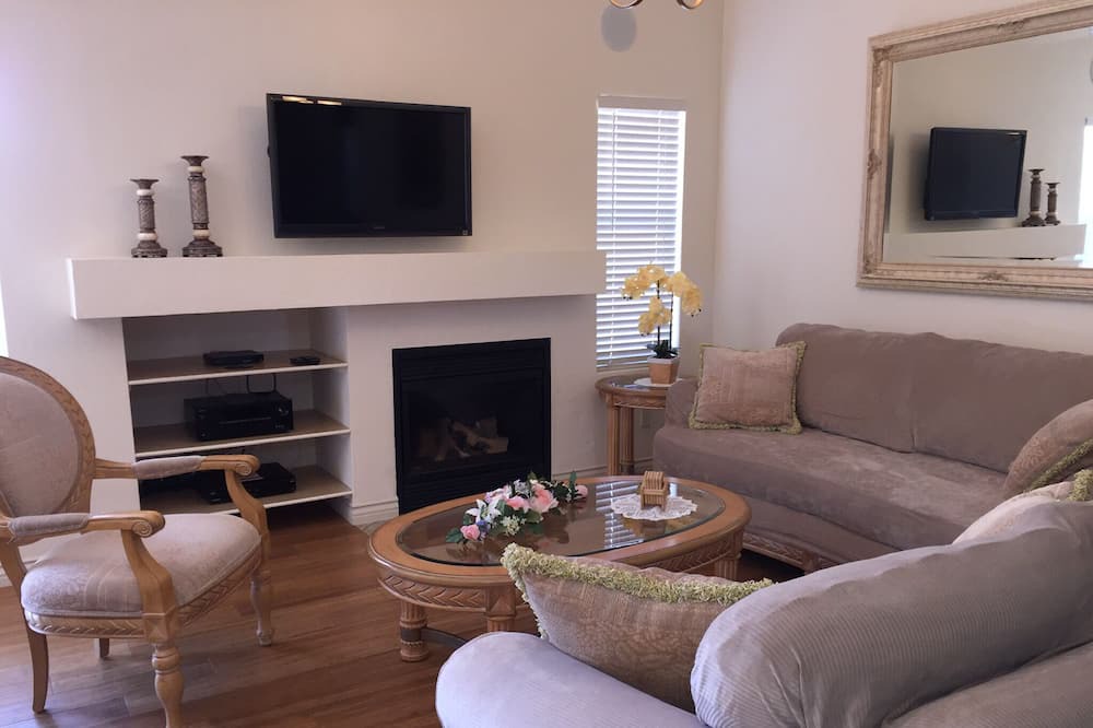 Photo of Livingroom in Bellemont