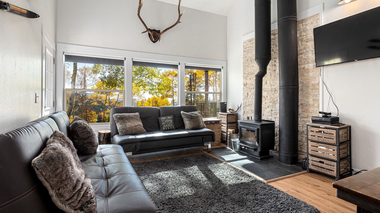 Photo of Livingroom in Beaver