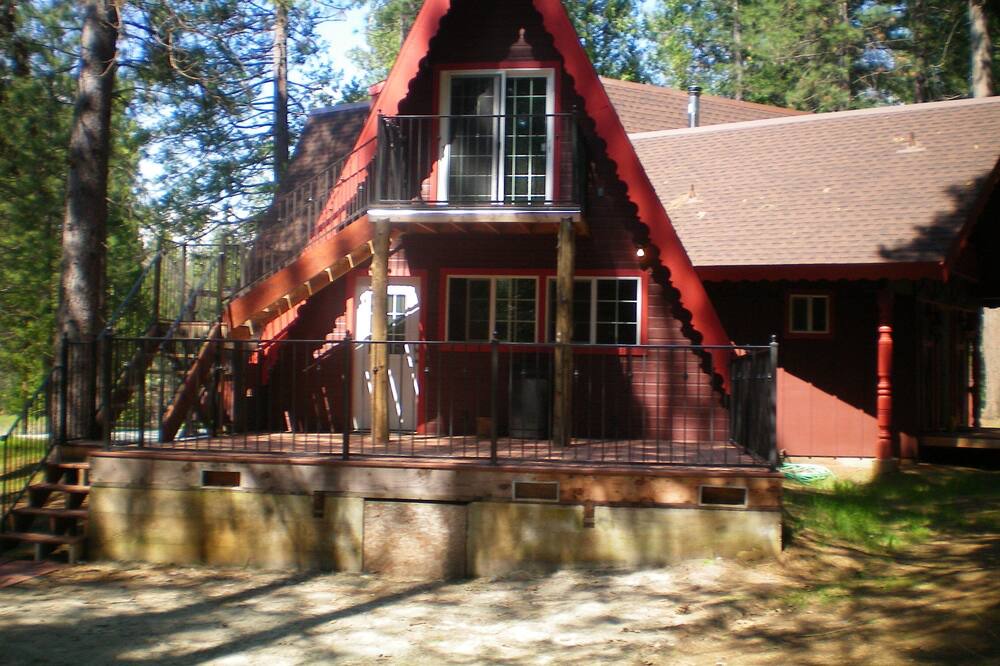 Photo of Others in Mariposa