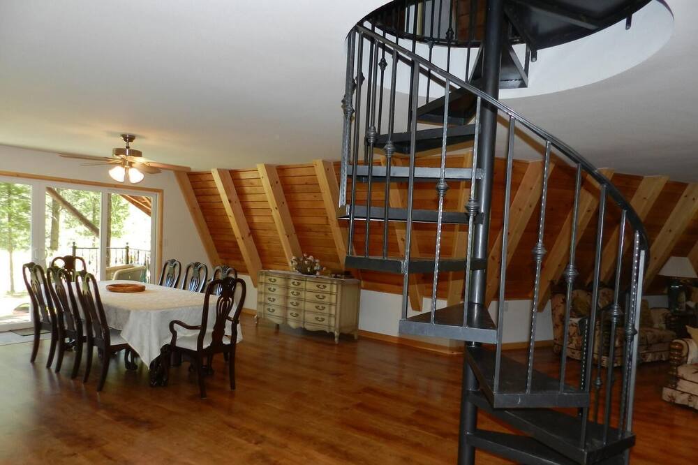 Photo of Bedroom in Mariposa