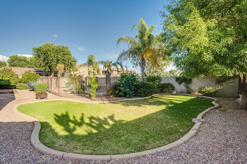 Photo of Others in Superstition Springs