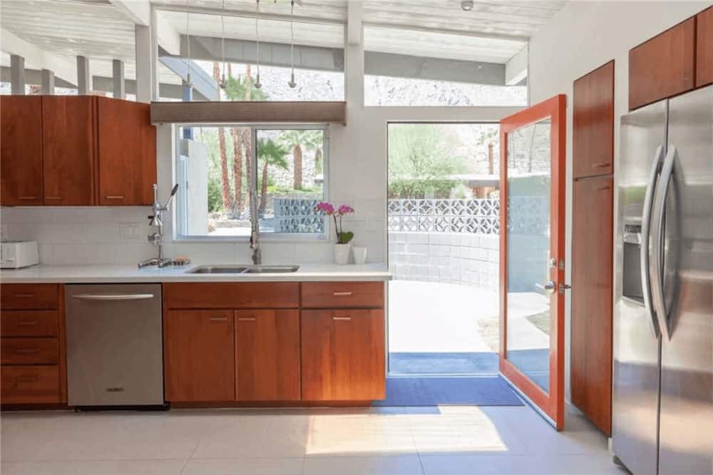 Photo of Kitchen in Vista Las Palmas