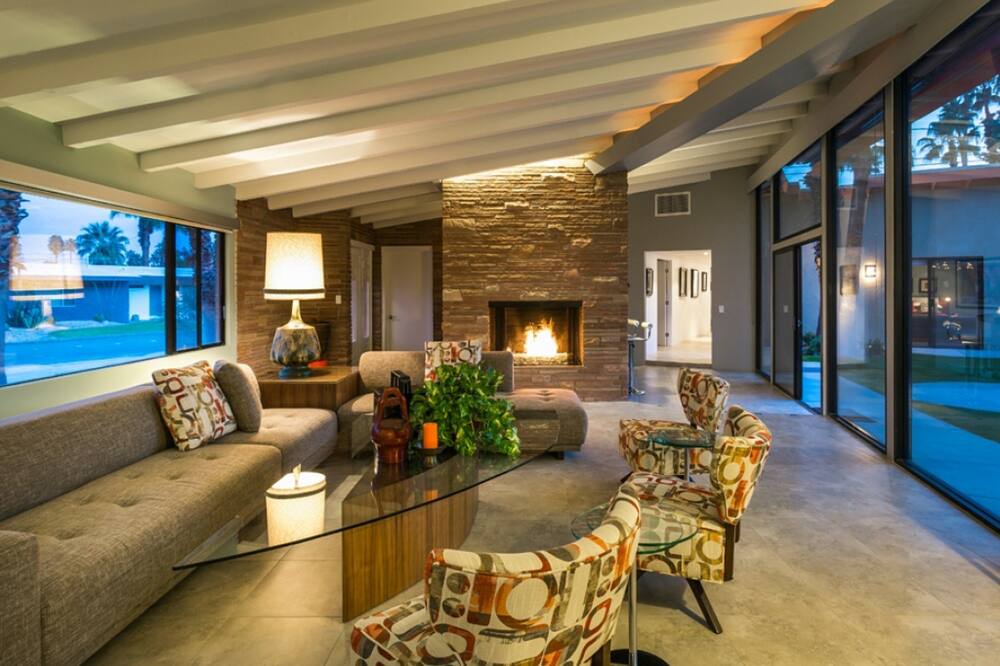 Photo of Livingroom in Tahquitz River Estates