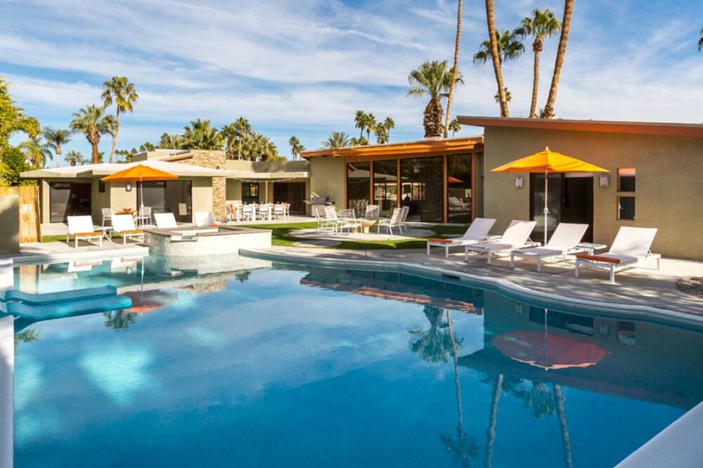 Photo of Outdoor in Tahquitz River Estates