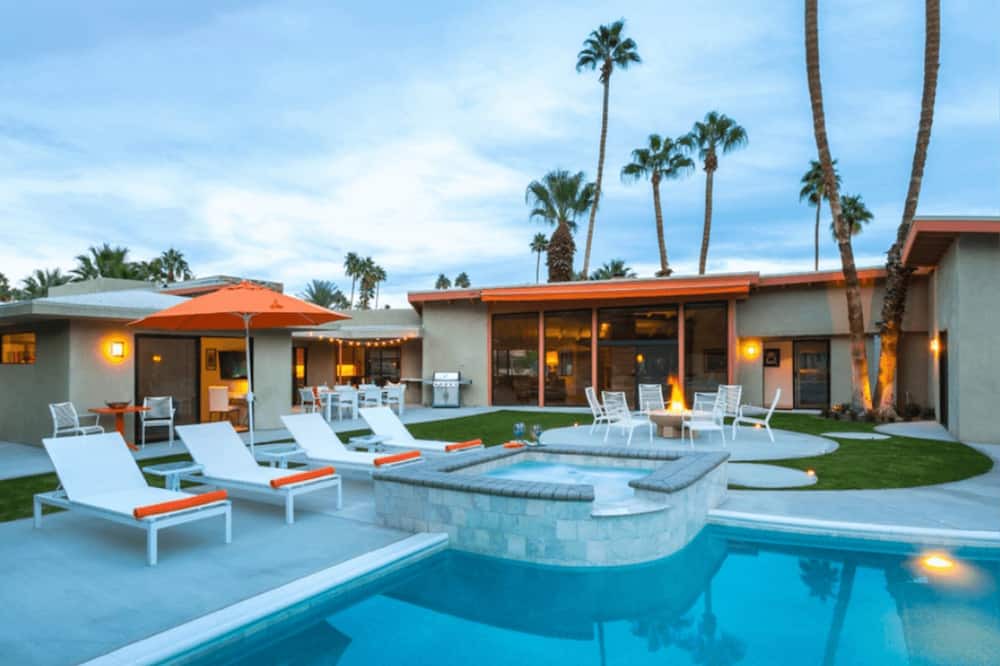 Photo of Outdoor in Tahquitz River Estates
