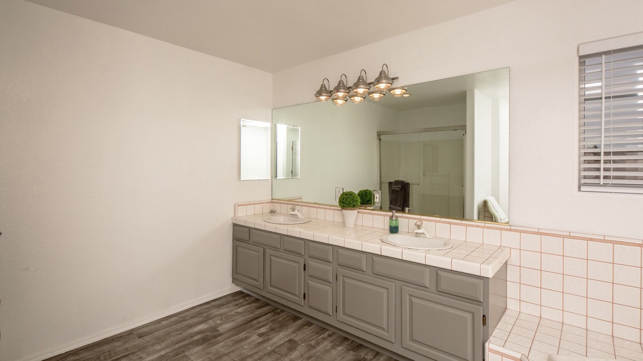 Photo of Others in Sunridge Estates
