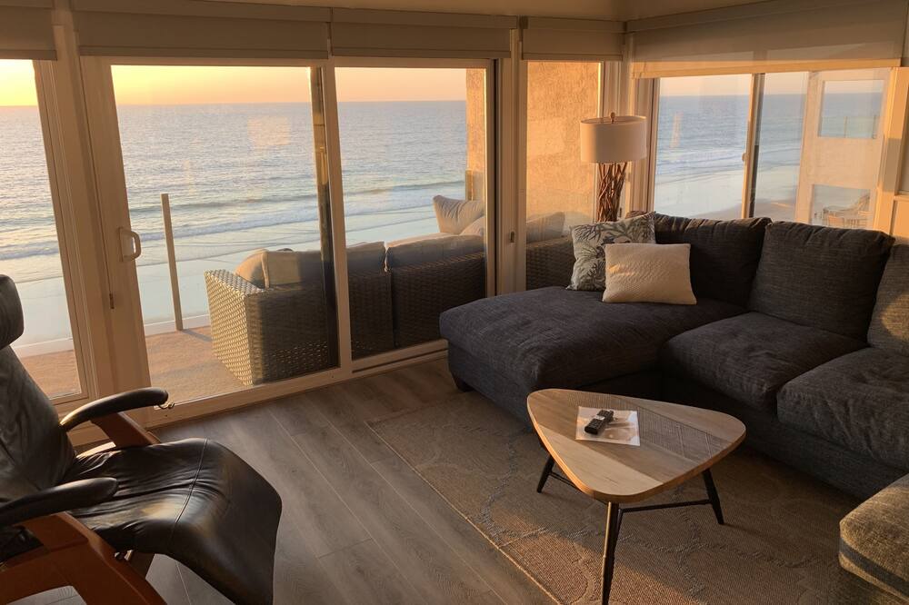 Photo of Bedroom in Solana Beach