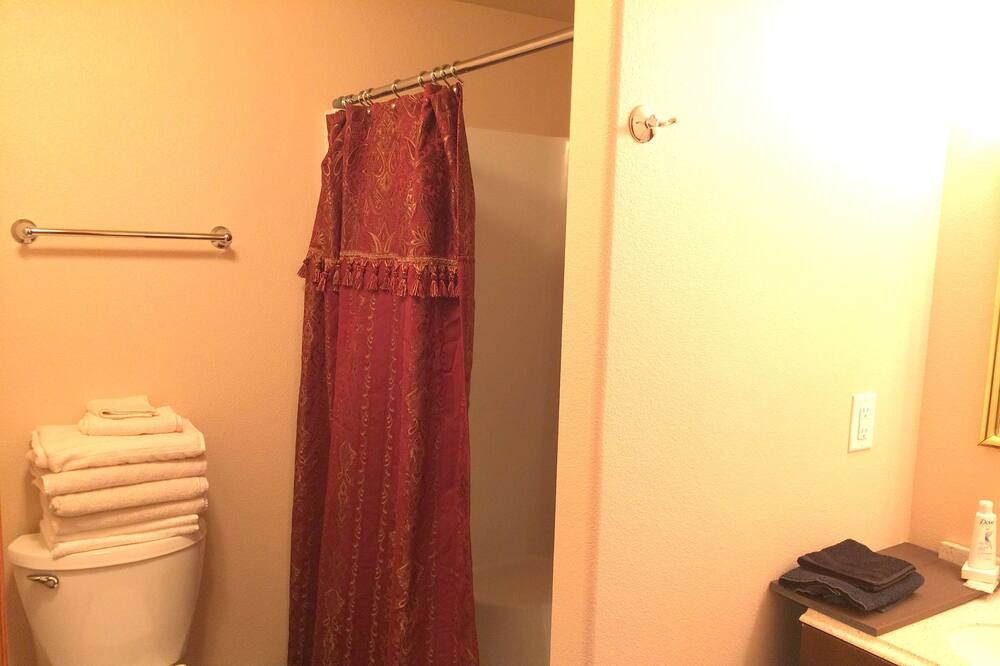 Photo of Bathroom in Salem