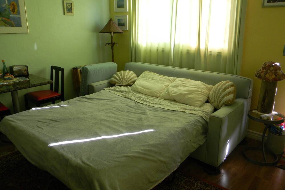 Photo of Bedroom in Bay Ho