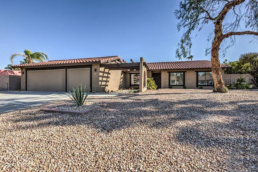 Photo of Outdoor in Sunrise Vista Chino