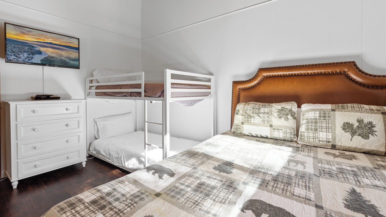 Photo of Bedroom in Big Bear City