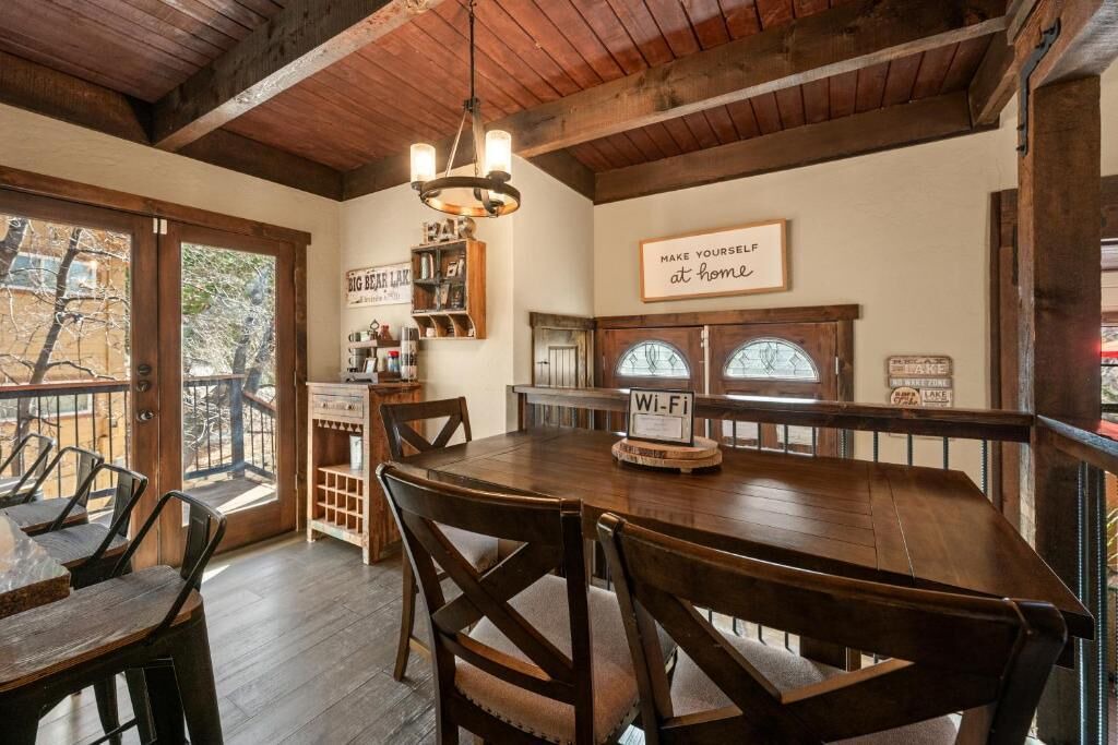 Photo of Patio Balcony in Upper Moonridge