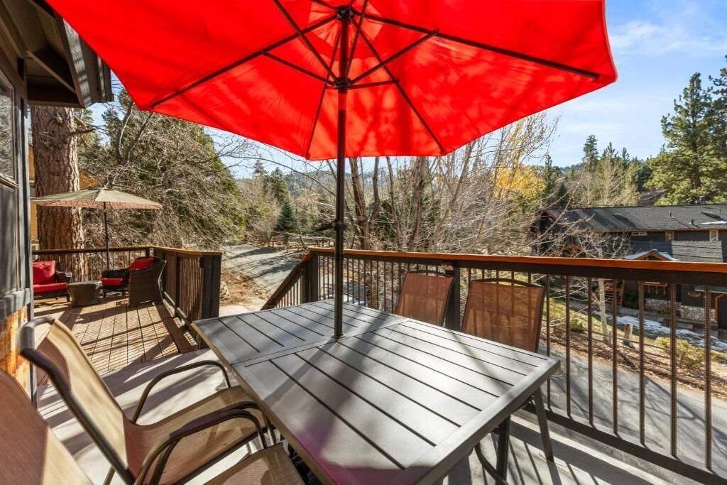 Photo of Patio Balcony in Upper Moonridge
