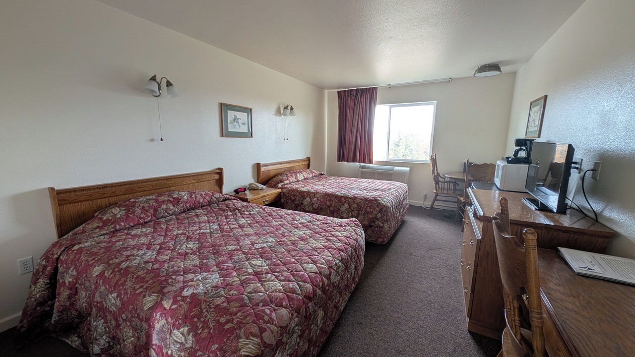 Photo of Bedroom in Fall River Mills